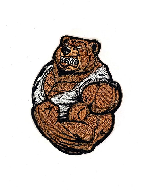 Бродирана нашивка Angry Bear – Мускулест мечок с раздрана риза, 5.7x7.3 см