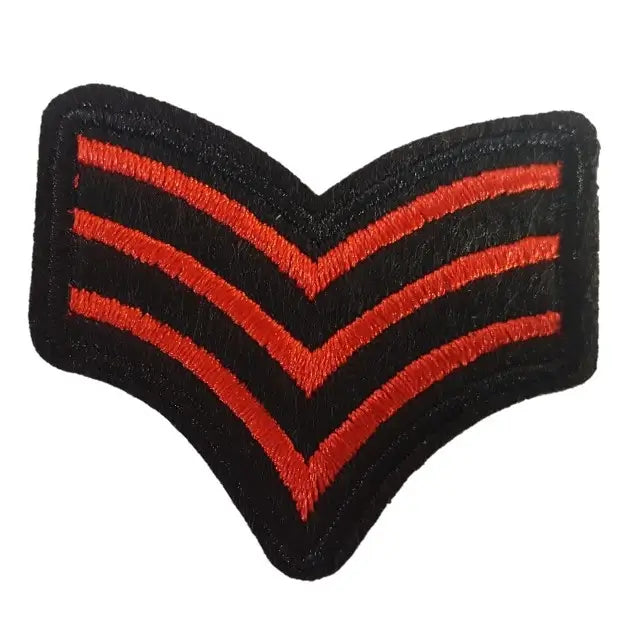 Нашивка "Сержант" – Велкро лепенка / Военен стил – червено и черно, 5 x 3 см
