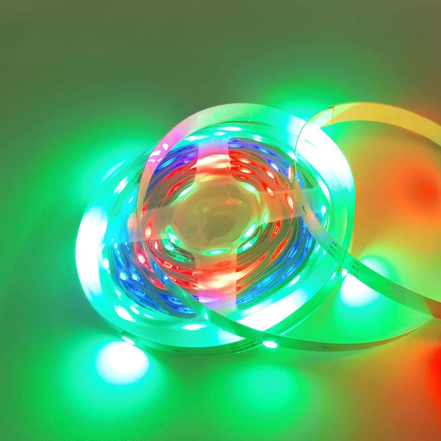 5м LED Лента RGB-IC, Bluetooth, Цветомузика, Микрофон, App, Дистанционно