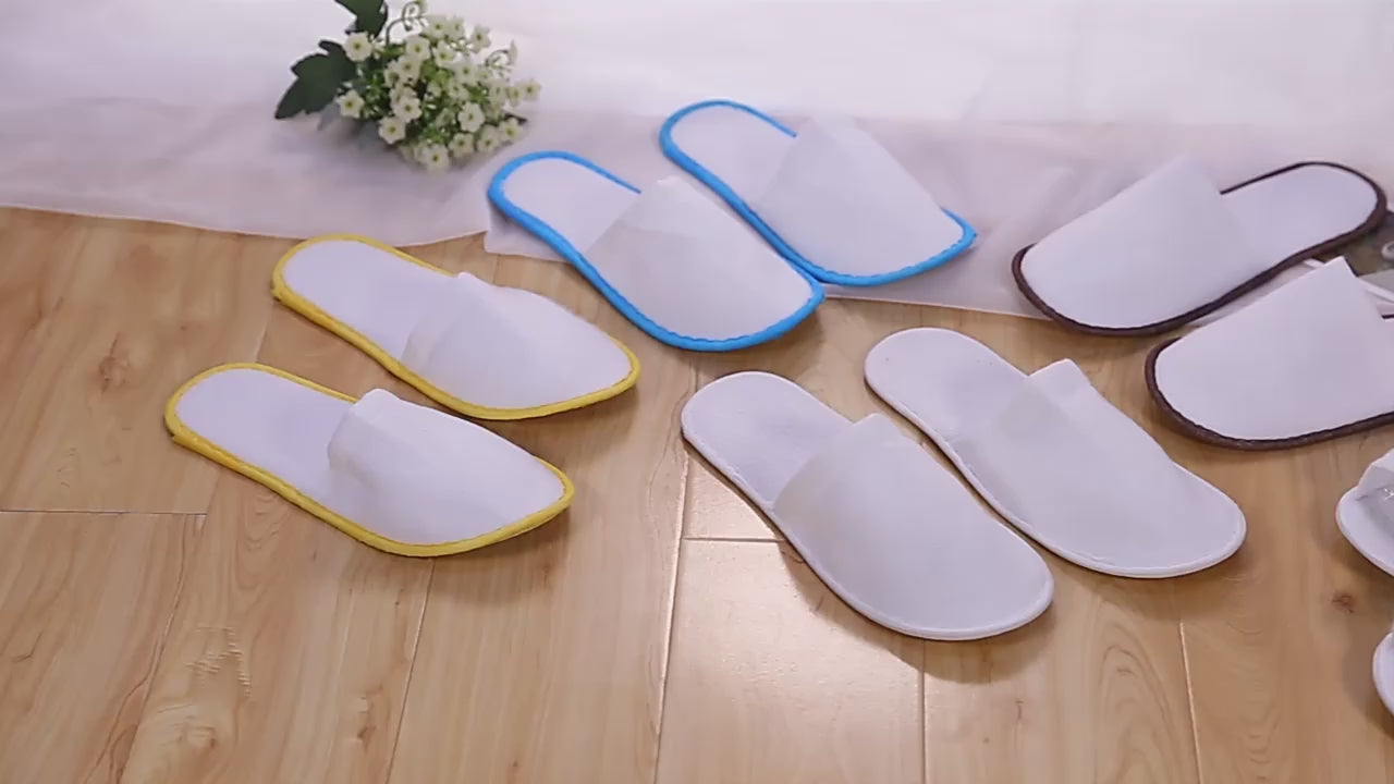 chehli za ednokratna-upotreba-beli-za gosti